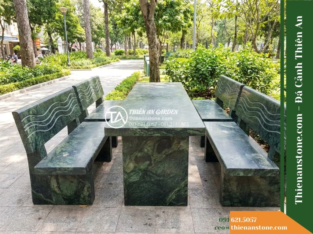 Ghế Đá Công Viên Có Tựa Lượn Sóng Trường Xuân 160x50x85cm – Đá Xanh Cẩm Thạch