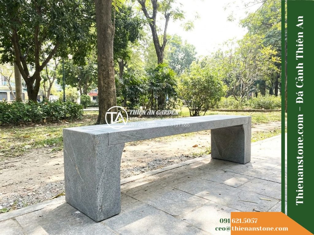 Ghế Đá Granite Nguyên Khối Hải Đăng – Kích thước 190 x 45 x 46 cm – Kiểu dáng dài thanh thoát, chân hộp thu gọn. Chất liệu đá granite