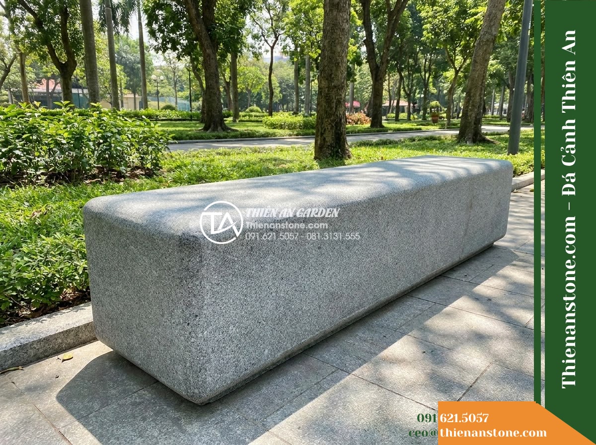 Ghế Đá Granite Nguyên Khối Xuân Phát – Kích thước 185 x 50 x 45 cm – Kiểu dáng bản rộng, góc bo lớn hiện đại. Chất liệu đá granite