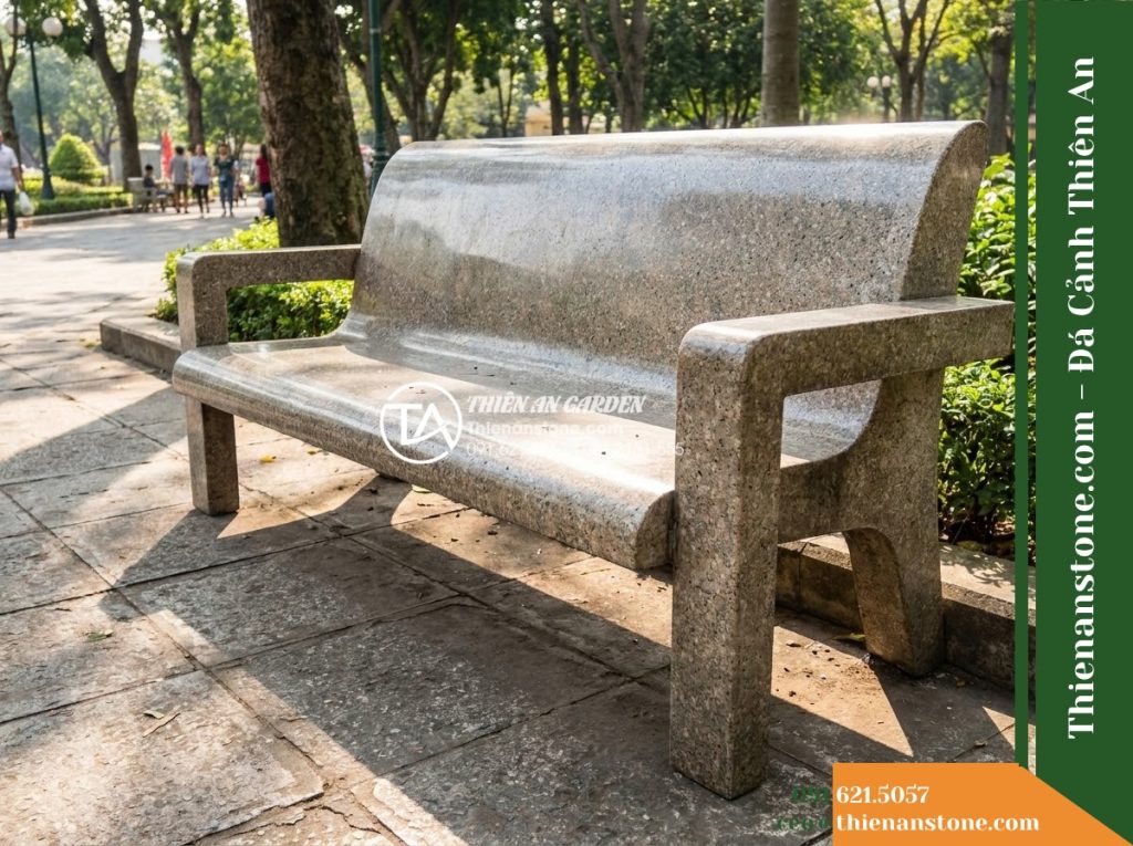 Ghế Đá Granito Tâm Phúc – Kích thước 175 x 50 x 80 cm – Kiểu dáng tựa cong liền, tay vịn vuông. Chất liệu đá granito (đá mài)