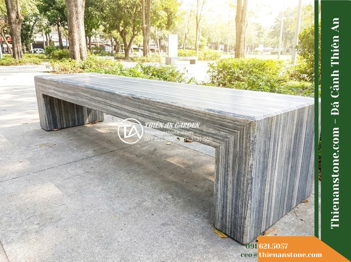 Ghế Đá Sân Trường Gieo Mầm – Kích thước 155 x 45 x 45 cm – Kiểu dáng băng dài không tựa, chân hộp. Chất liệu đá vân mây