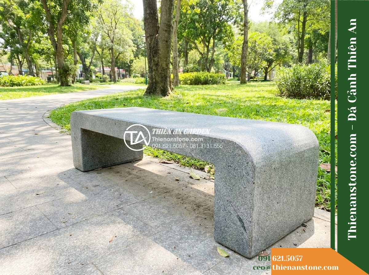 Ghế Đá Sân Trường Hành Trang – Kích thước 150 x 46 x 45 cm – Kiểu dáng băng thấp không tựa, góc bo lớn. Chất liệu đá hoa cương