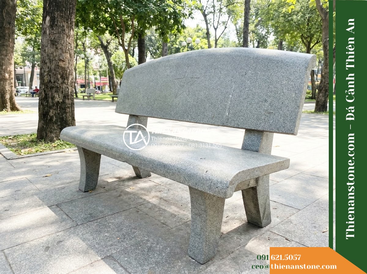 Ghế Đá Sân Trường Ngôi Sao – Kích thước 170 x 48 x 80 cm – Kiểu dáng tựa liền bo cong, mặt ngồi rộng. Chất liệu đá hoa cương