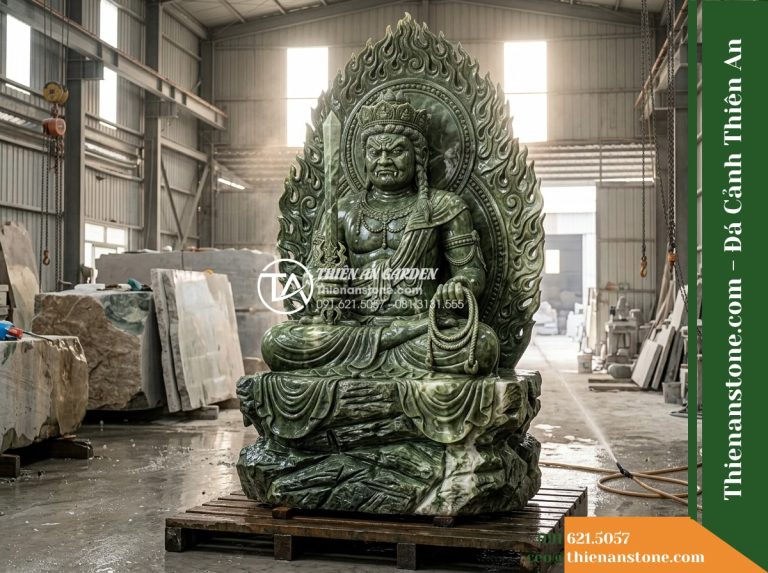 Tượng Bất Động Minh Vương Bằng Đá