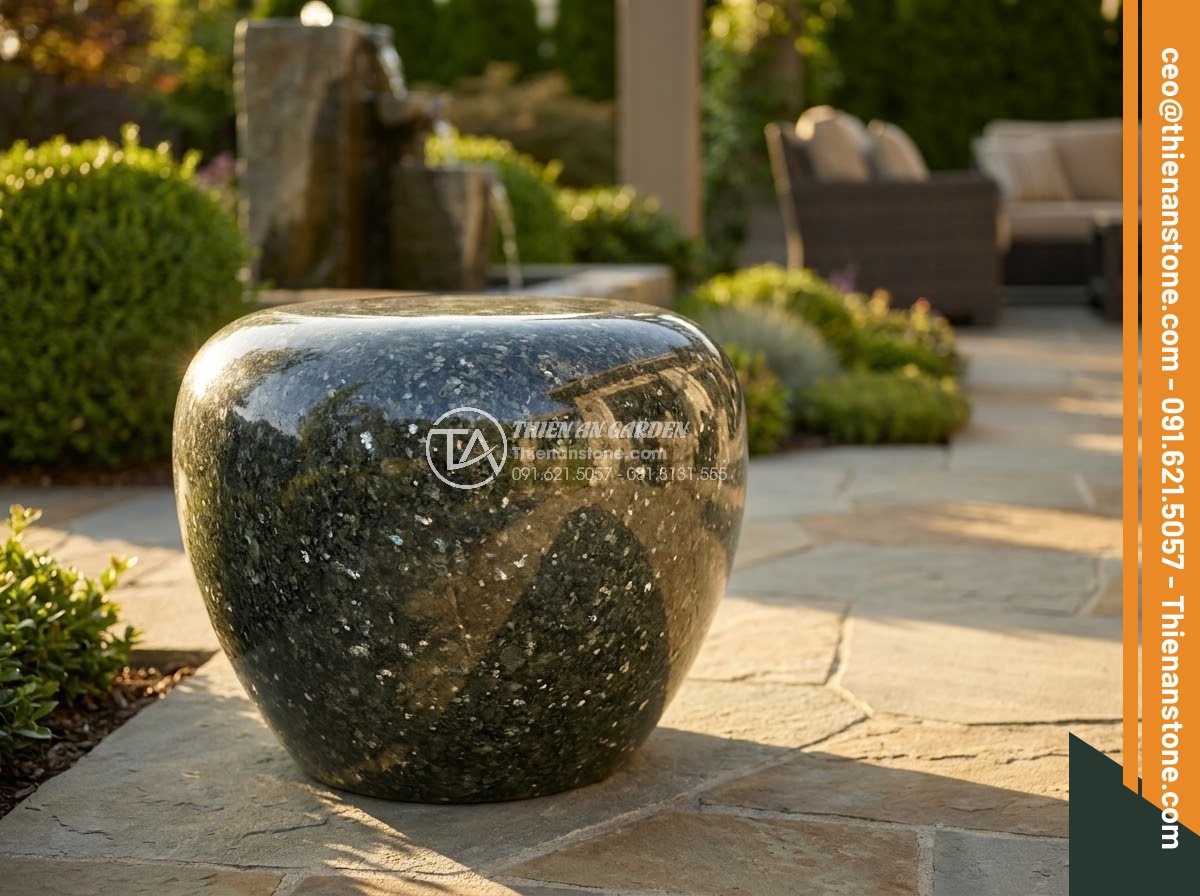 Chum Đá Phong Thủy - Ultra realistic photo of sunlight hitting a dark granite feng shui stone jar rev