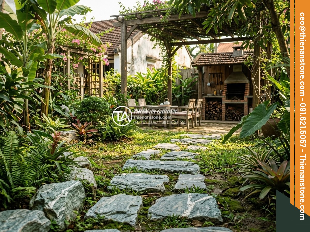 Đá Dặm Bước - Casual stepping stones through backyard garden leading to outdoor seating area, 