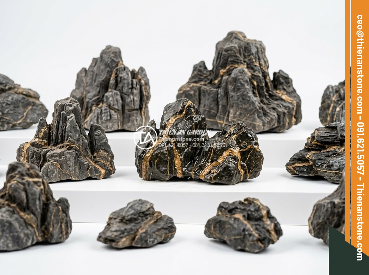 Đá Làm Hồ Cá Koi - Hình 19 Đá Làm Hồ Cá Koi - Collection of different safe natural stones for koi pond - granite, basalt, quar
