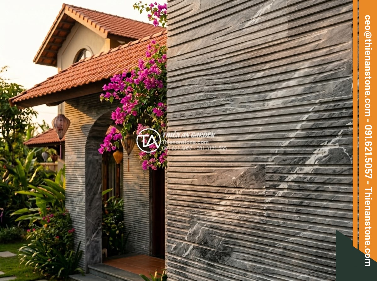 Đá Răng Lược - Hình 13 Đá Răng Lược - Warm-toned yellow sandstone comb wall cladding on a Mediterranean style villa en
