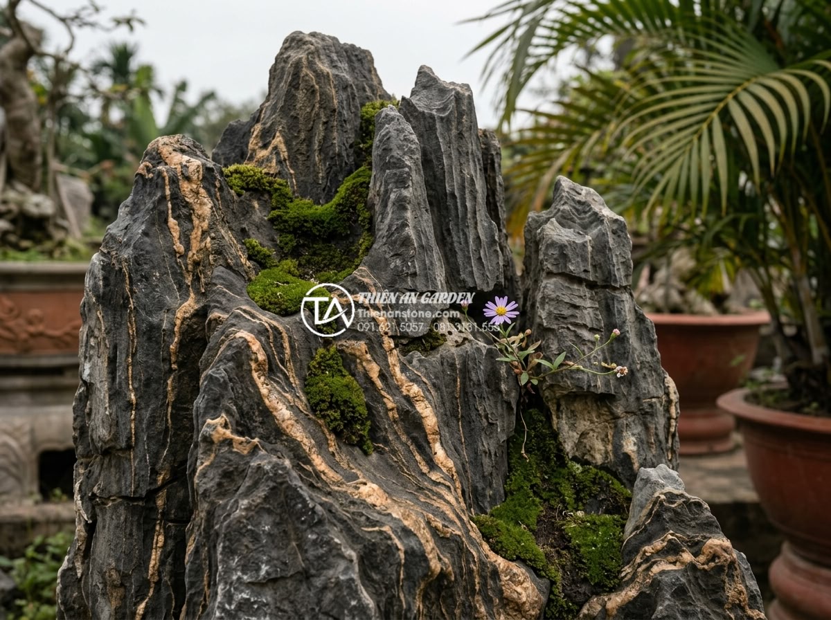 Đá Trầm Tích - Wabi-sabi aesthetic concept with weathered sedimentary rock showing beautiful im
