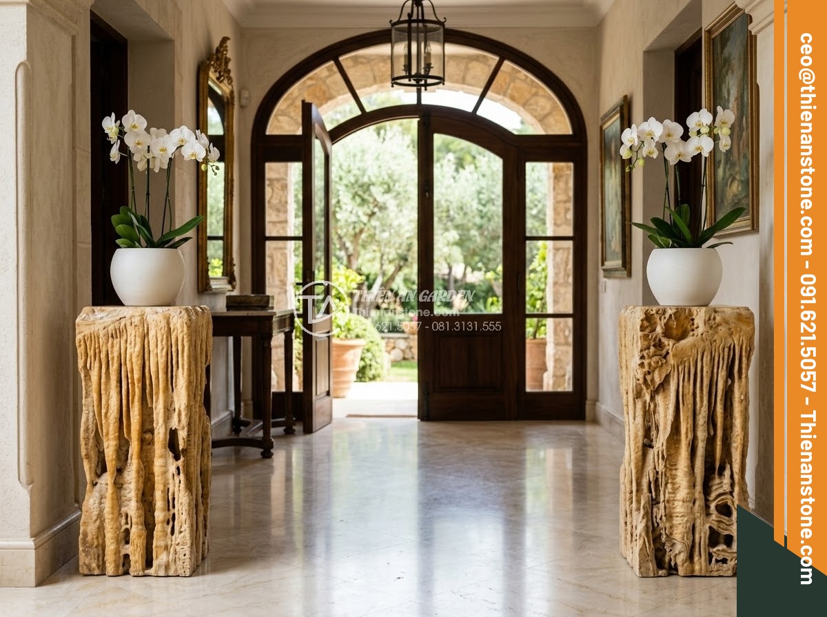 Đôn Đá Tự Nhiên - Hình 14 Đôn Đá Tự Nhiên - Pair of natural stone pedestals at villa entrance hallway, white orchid pots on