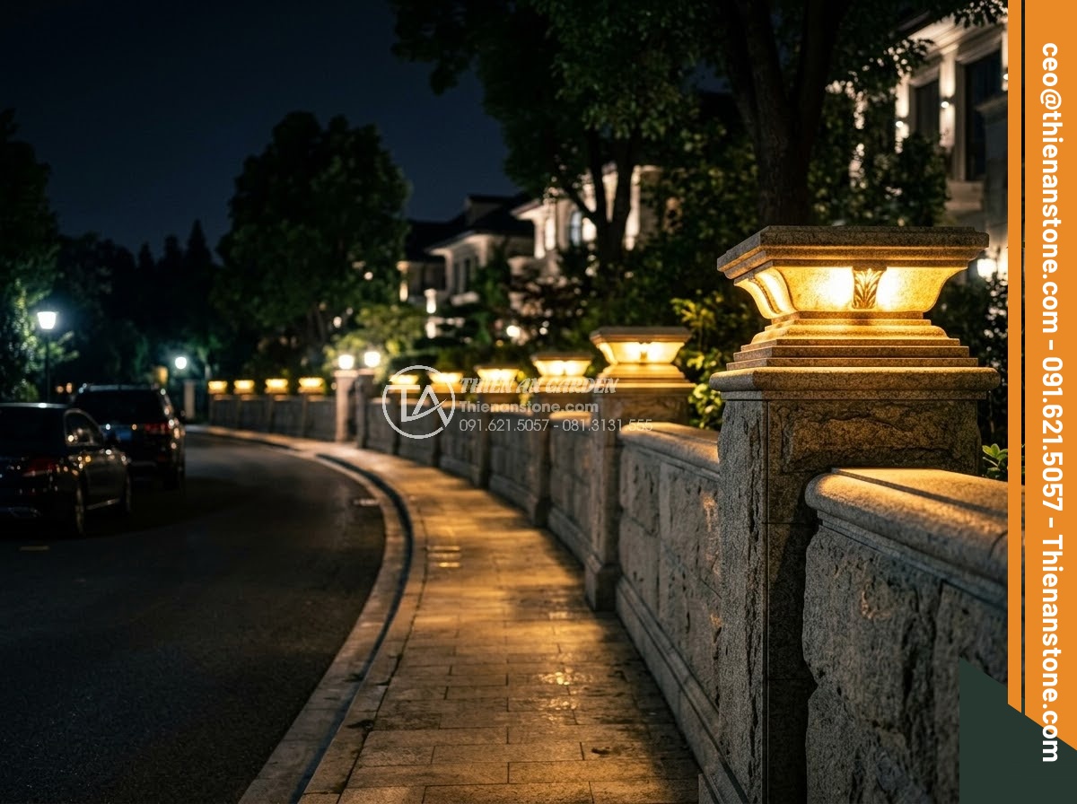 Trụ Đá Hàng Rào - Hình 33 Trụ Đá Hàng Rào - Night view of stone fence with illuminated pillar caps creating light pattern al