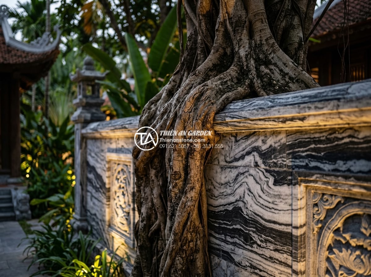 Mẫu tiểu cảnh gốc cây kết hợp tranh đá ốp tường độc đáo - Evening view professional photograph of the same tree root and stone wall combin
