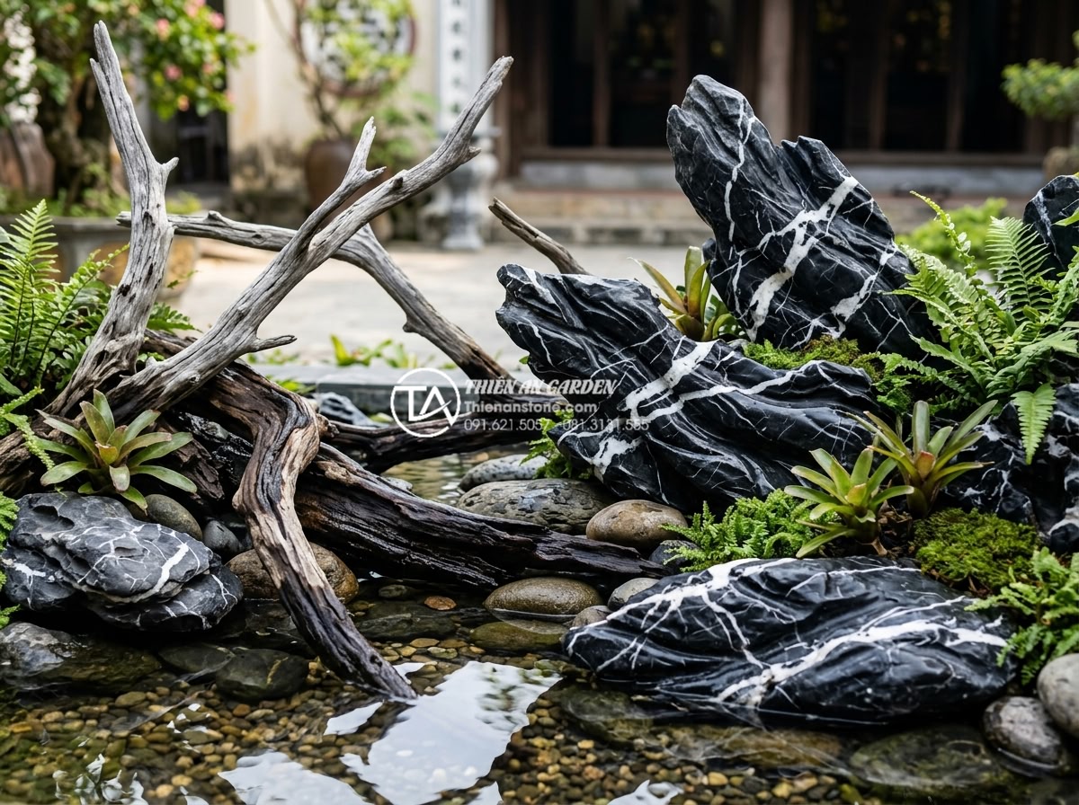 So sánh tiểu cảnh gỗ lũa khô và tiểu cảnh gỗ lũa bể cá (Aquascaping) - Elegant fusion of dry and wet driftwood elements in a hybrid landscape design wi