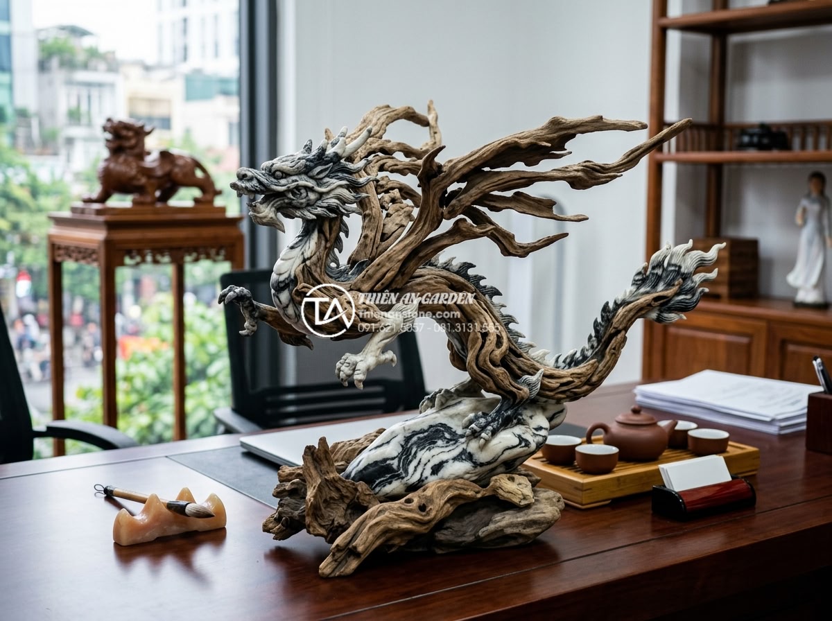 Top 10 mẫu tiểu cảnh gỗ lũa mini để bàn làm việc hợp phong thủy - Artistic mini driftwood dragon flying scene crafted from twisted wood and carved