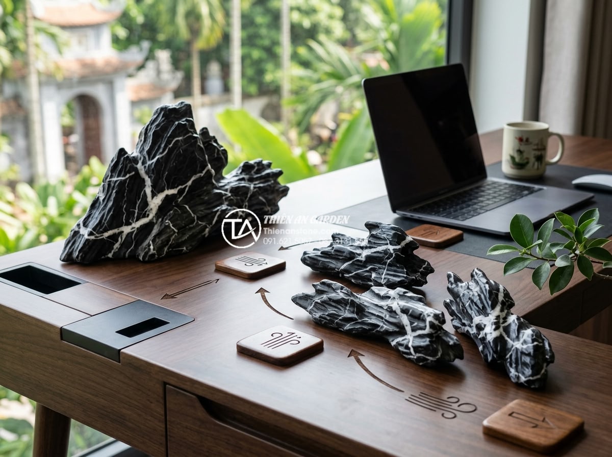 Top 10 mẫu tiểu cảnh gỗ lũa mini để bàn làm việc hợp phong thủy - Feng shui optimized placement of driftwood mini decorations on modern workspace 