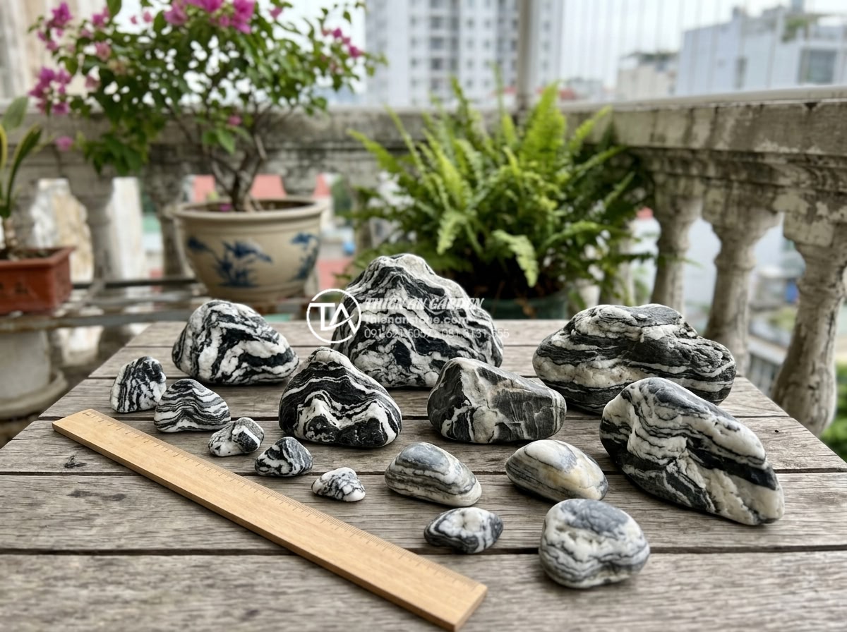 Nghệ thuật sử dụng đá Tuyết Sơn trong tiểu cảnh ban công cao cấp - Selection guide visual of different sizes and qualities of Snow Mountain stones 