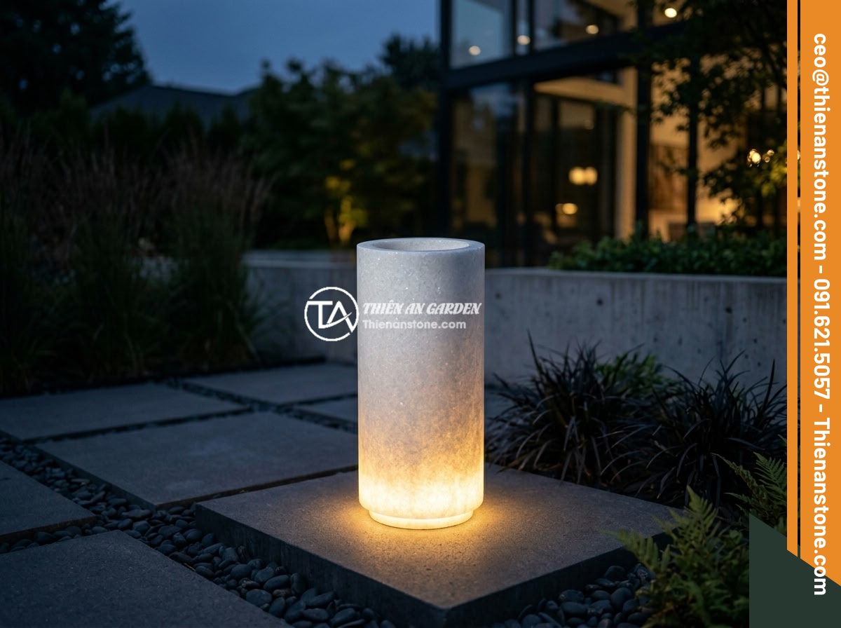 Lục bình đá cẩm thạch trắng - Hình 11 Lục bình đá cẩm thạch trắng - Modern minimalist white marble vase with integrated LED lighting at the base cre