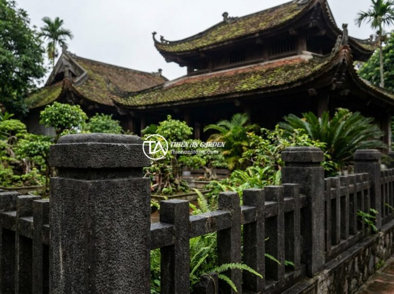 Review Top Nhà Cung Cấp Trụ Đá Hàng Rào Uy Tín Tại Miền Bắc - Natural stone pillar fence surrounding a traditional Vietnamese villa in Norther