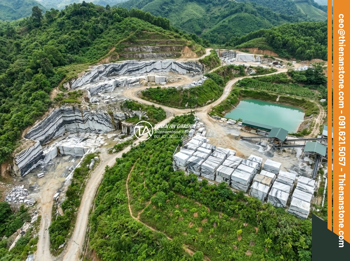 Quy Trình Chế Tác Đá Non Bộ Nguyên Khối Tại Xưởng Điêu Khắc - Aerial view of environmentally responsible stone quarry operation supplying mono