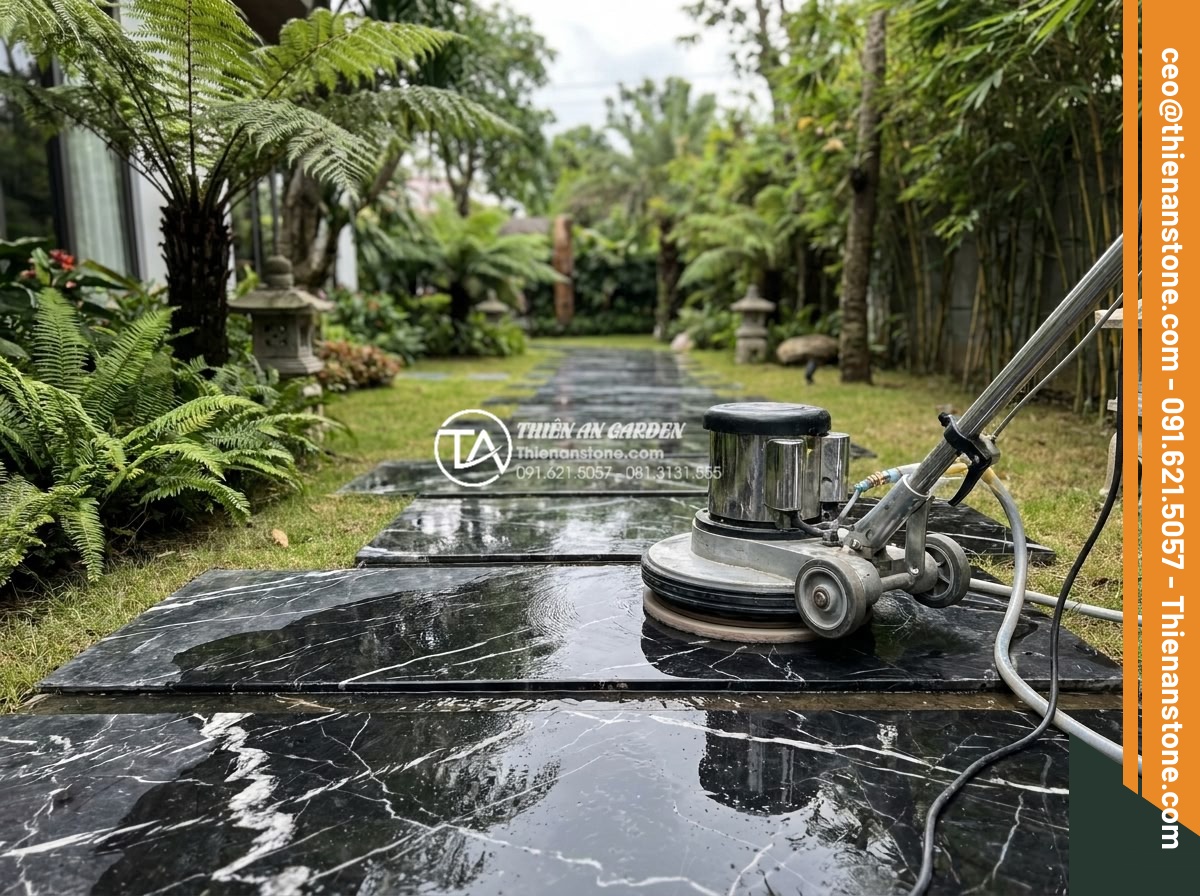 Bí quyết giữ màu sắc đá bước dạo luôn như mới sau nhiều năm - High-end machinery polishing large area of stepping stone path in a luxury villa