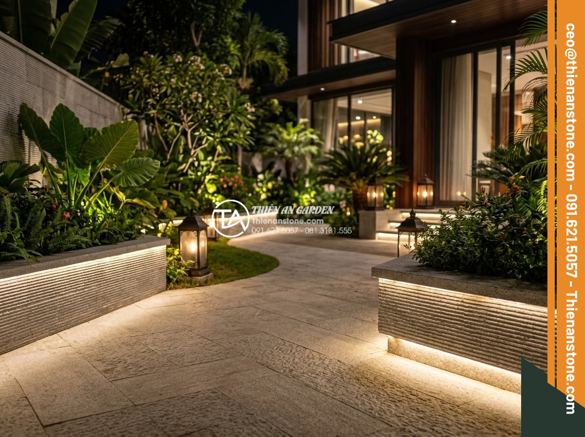 Cách phối màu đá răng lược vàng với ánh sáng đèn trang trí sân vườn - Hình 13 Cách phối màu đá răng lược vàng với ánh sáng đèn trang trí sân vườn - Luxurious villa garden application with yellow comb tooth stone integrated into