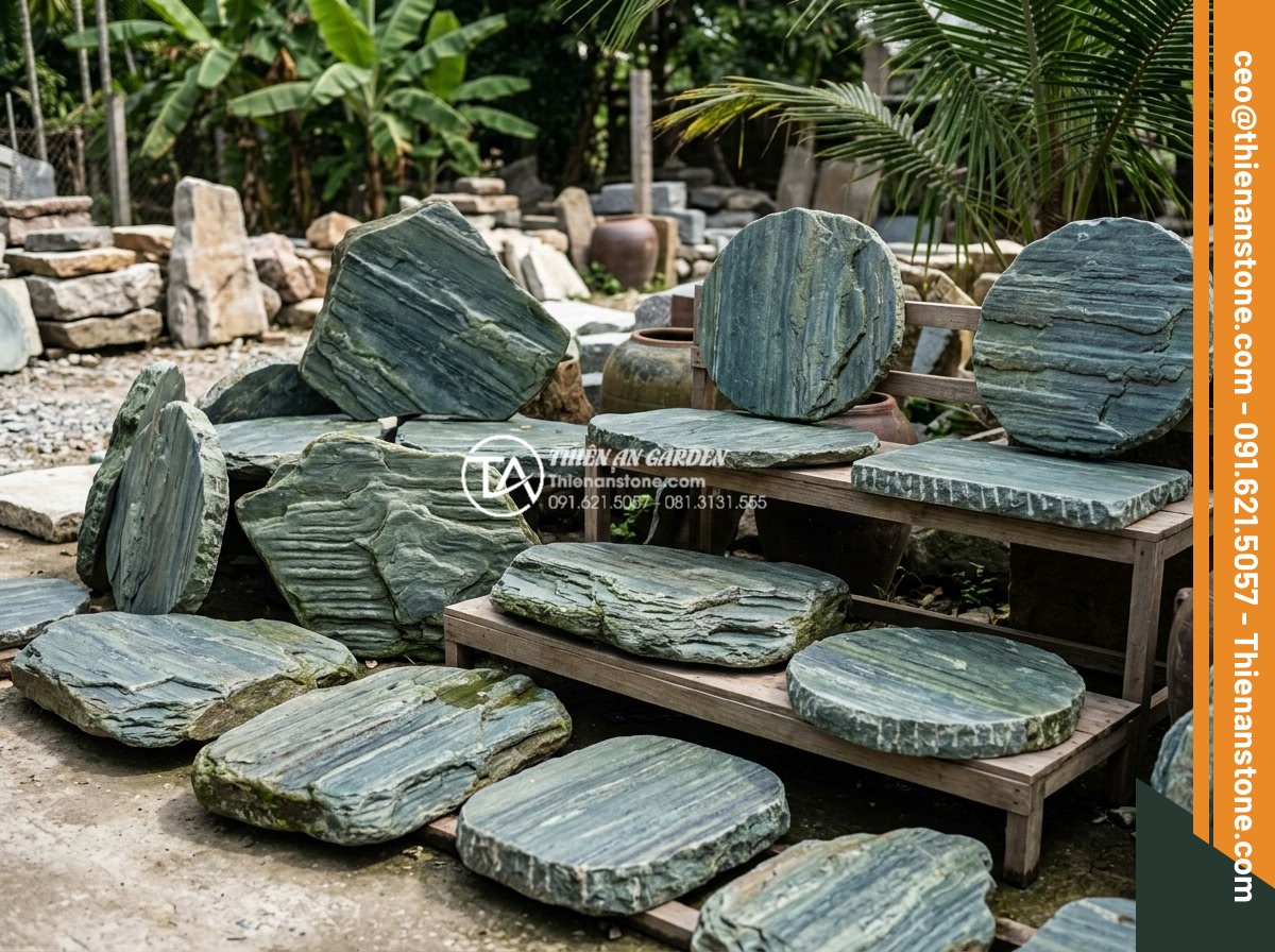 FAQ: Những câu hỏi thường gặp nhất khi chọn mua đá dặm bước - Variety of popular stepping stone types including granite, basalt, and marble ar
