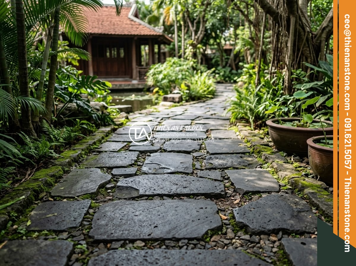 So sánh đá dặm bước bazan và đá slate: Nên chọn loại nào cho lối đi? - Balanced view of mixed material pathway using both stone types to illustrate com