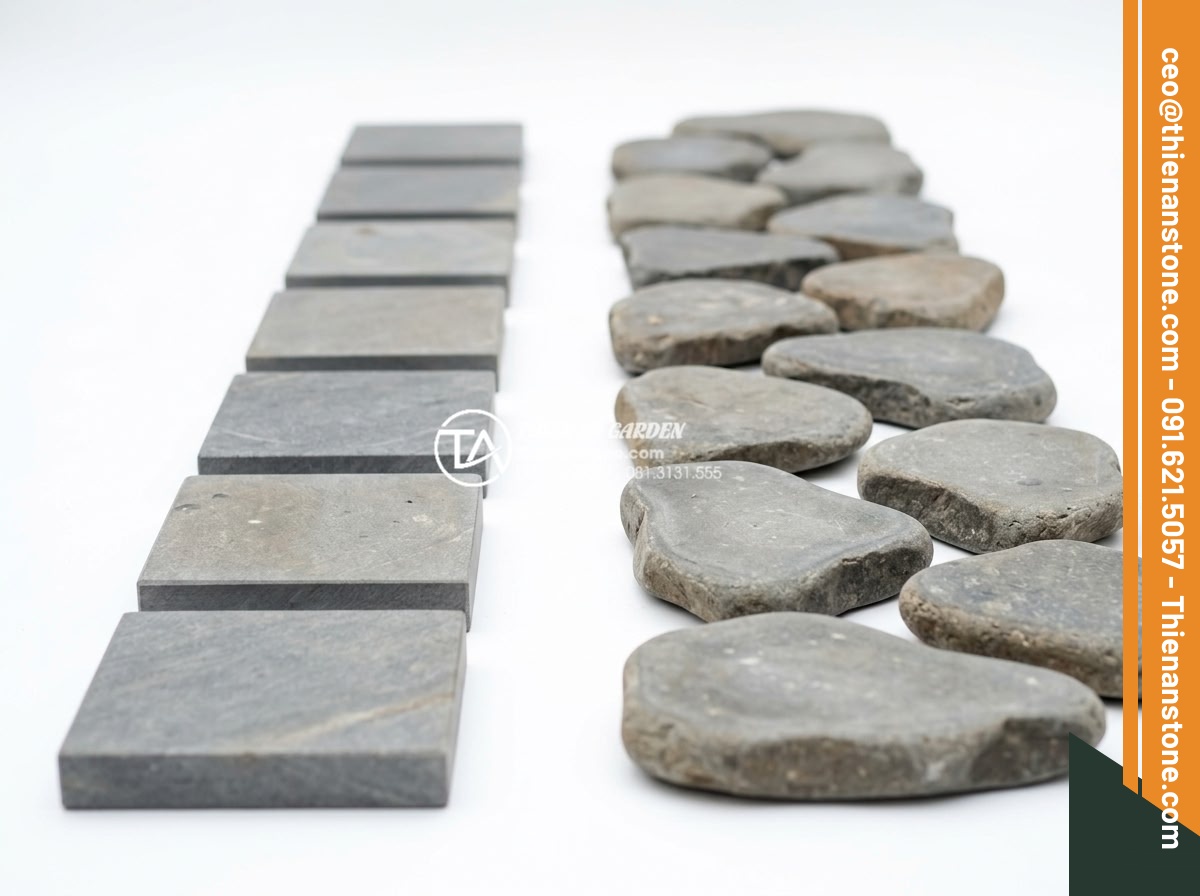 Sự khác biệt giữa đá bước dạo cắt quy cách và đá tự nhiên tự do - Side-by-side comparison image showing uniform cut stepping stones next to irregu