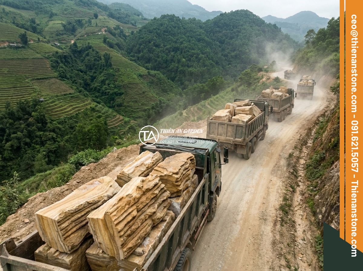 Tại sao giá đá cổ thạch làm hòn non bộ lại có sự chênh lệch lớn? - Aerial view of stone transportation trucks carrying large ancient stones down wi