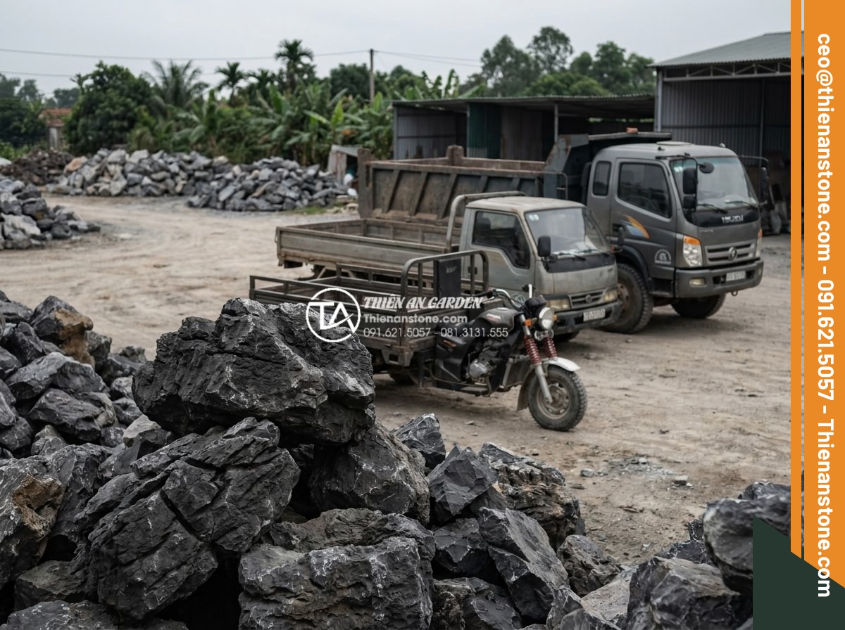 Cách vận chuyển đá tai mèo khối lượng lớn không bị nứt vỡ - Comparison chart of transportation vehicles used for bulk natural stone delivery