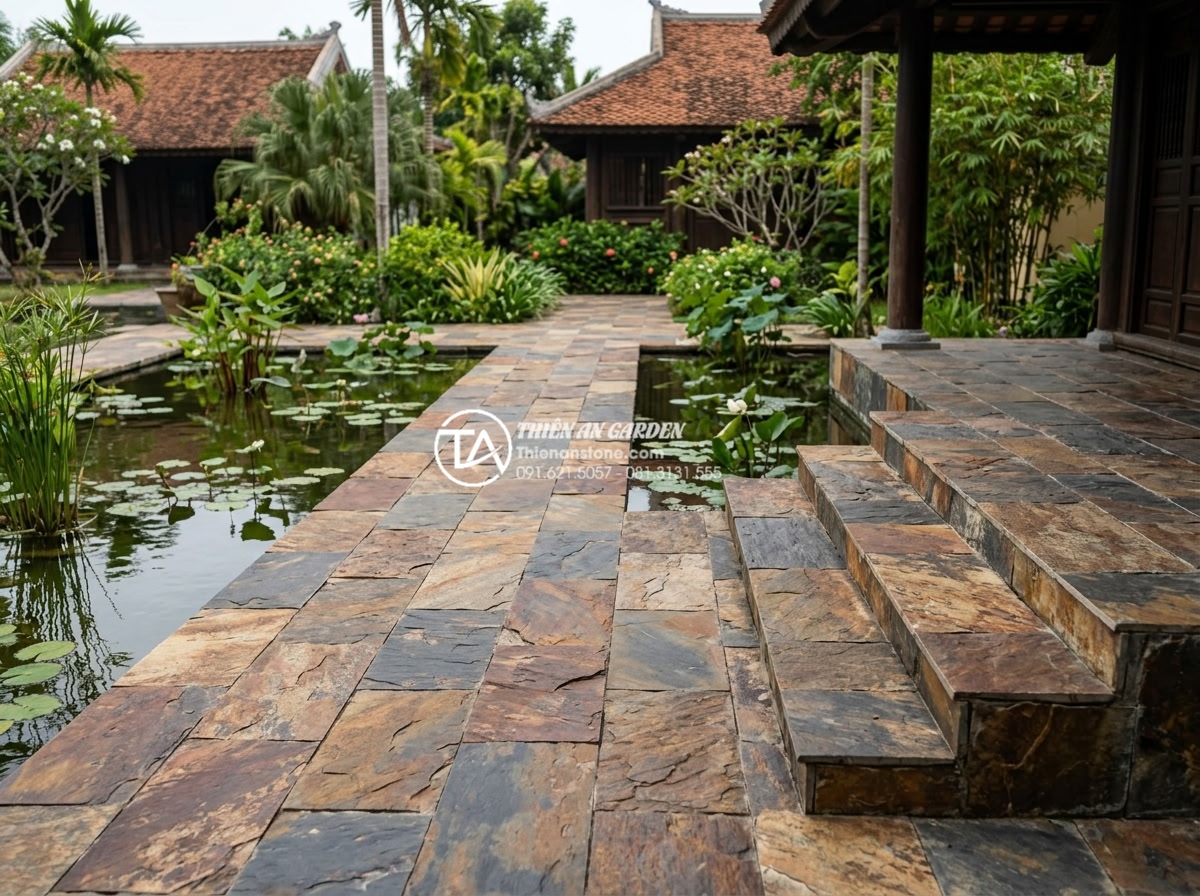 Đá rối Lai Châu: Đặc điểm, phân loại và bảng giá mới nhất - High-end black Lai Chau slate stones in luxury villa landscape design with water