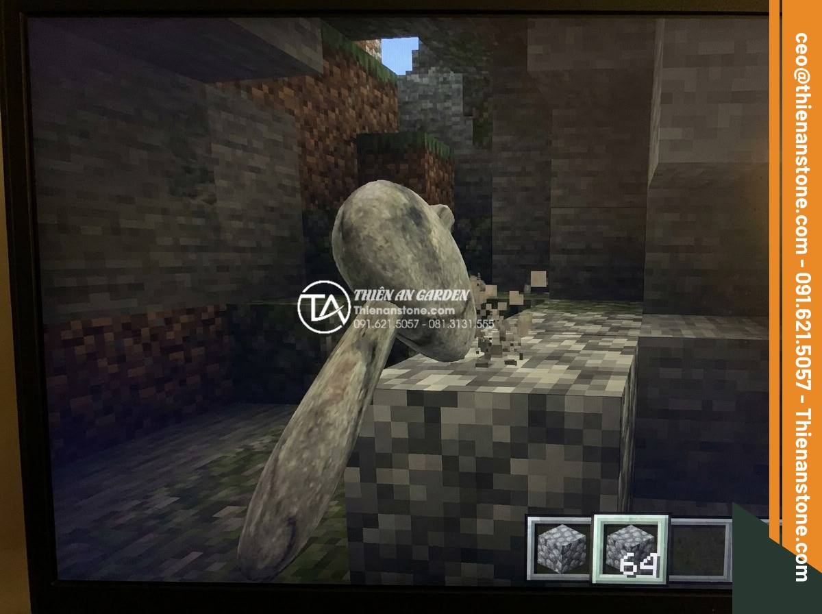 Đá cuội trong Minecraft là gì? Tên gọi tiếng Anh và cách chế tạo cơ bản - Detailed screenshot of cobblestone blocks in Minecraft being mined with a stone 