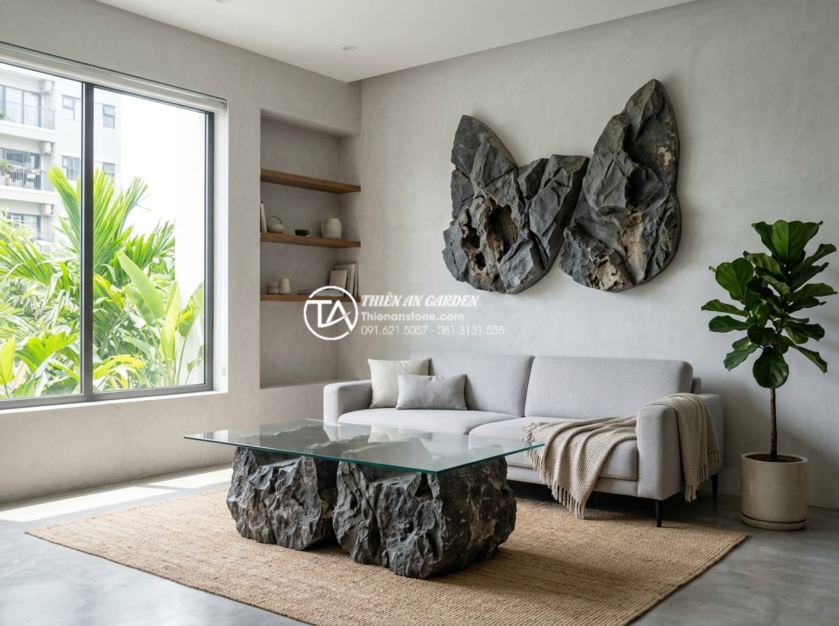 Đá tai mèo là gì? Nguồn gốc, đặc điểm và ứng dụng trong mỹ nghệ - Interior design example with cat ear stone as decorative wall accent and coffee 