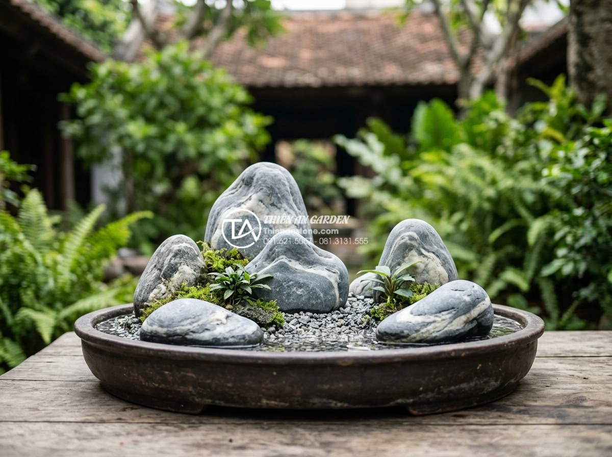 Top 15 Layout đá cuội vân mây đẹp nhất cho hồ cá Koi và hòn non bộ - Hình 23 Top 15 Layout đá cuội vân mây đẹp nhất cho hồ cá Koi và hòn non bộ - Minimalist Japanese style hòn non bộ using cloud patterned pebbles