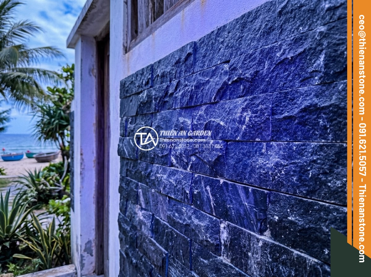 Bí mật độ bền của đá ghép ong xám khi sử dụng cho các công trình ven biển - Hình 4 Bí mật độ bền của đá ghép ong xám khi sử dụng cho các công trình ven biển - High-resolution image of honeycomb gray stone tiles under UV light simulation sh