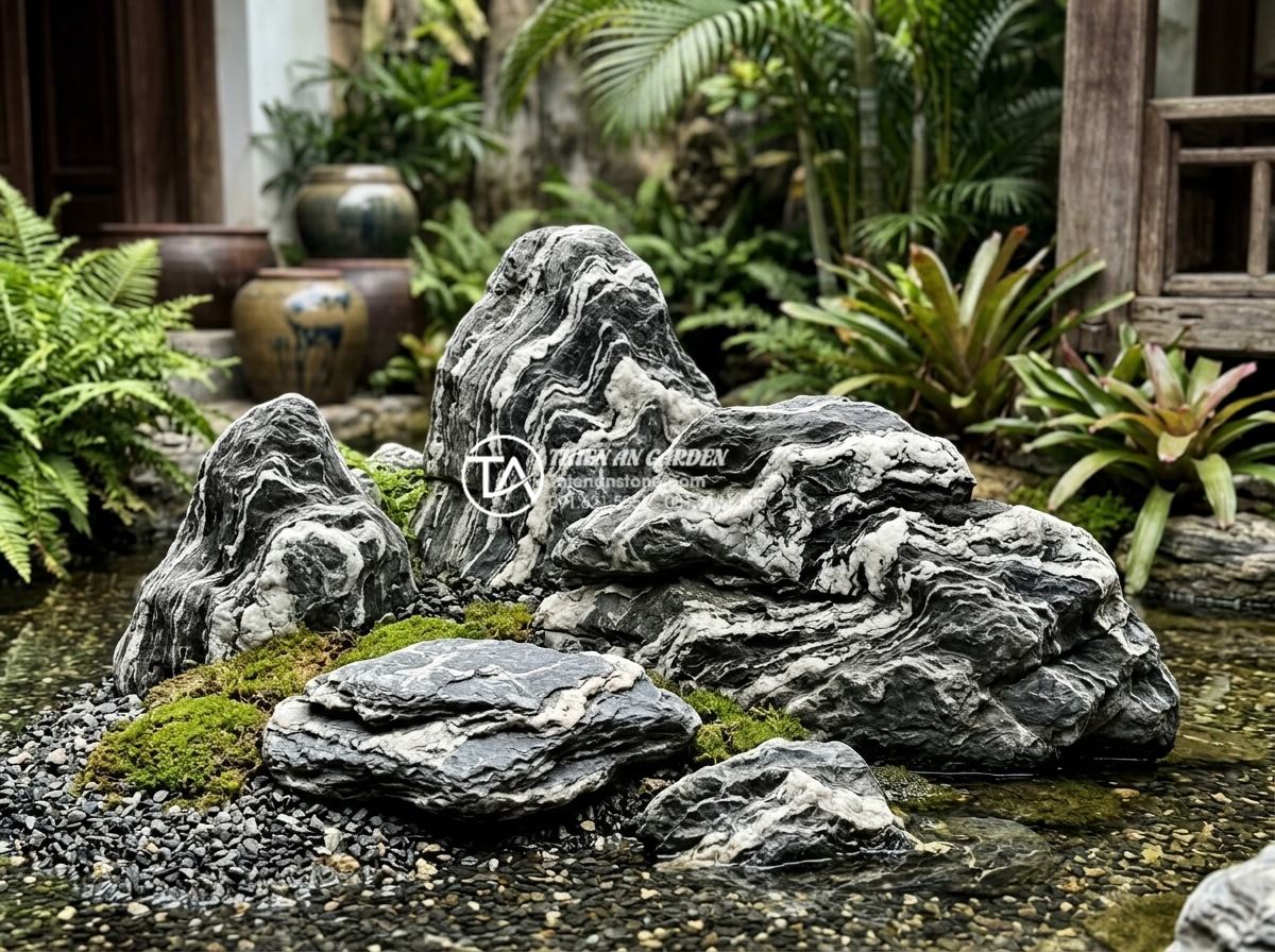 Đá Seiryu trong cảnh quan: Cách sử dụng và phối cảnh chuẩn nghệ thuật Nhật Bản - Side by side comparison of Seiryu stone against other natural rocks like granite
