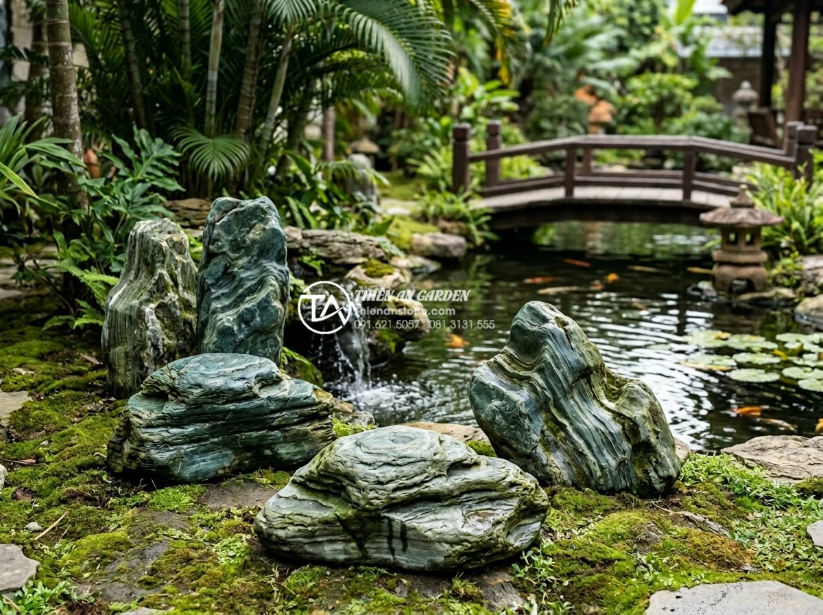 Đá xanh Nhật Bản là gì? Tại sao đây là lựa chọn số 1 cho cảnh quan cao cấp? - Feng shui arrangement of Japanese green stone in a serene garden with water elem