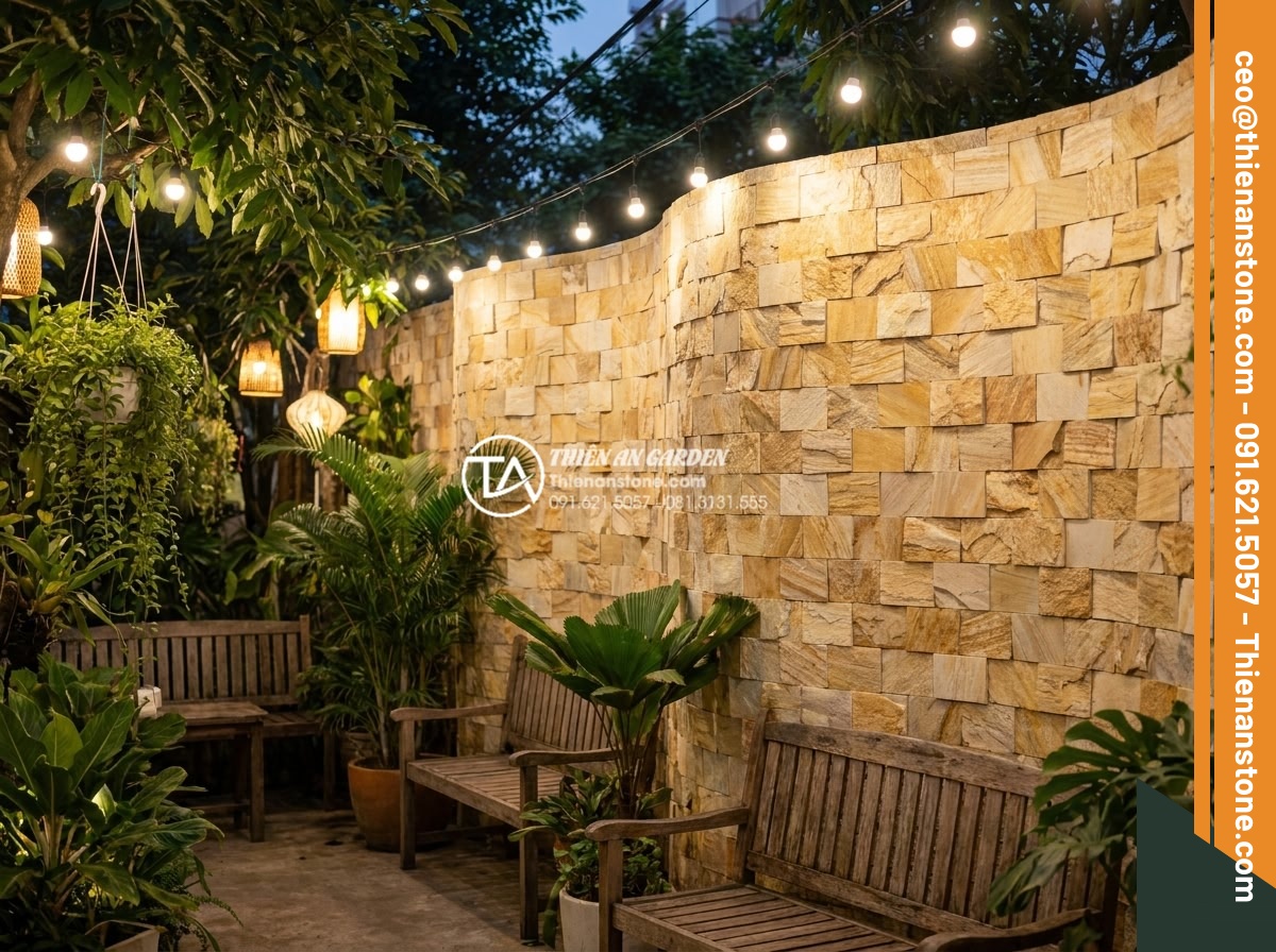 Khám phá vẻ đẹp mộc mạc của đá ong ghép 10x50 trong thiết kế Cafe sân vườn - Panoramic image of natural 10x50 honeycomb stone integrated into cafe garden lan