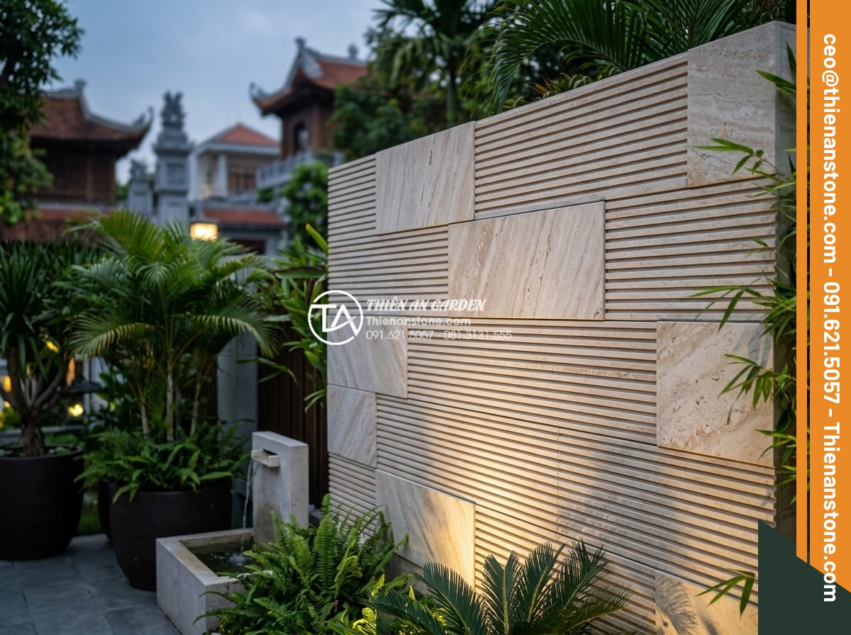 Kinh nghiệm chọn đá răng lược xám cho hàng rào và vách ngăn ngoài trời - Modern outdoor partition wall using gray serrated natural stone in contemporary 