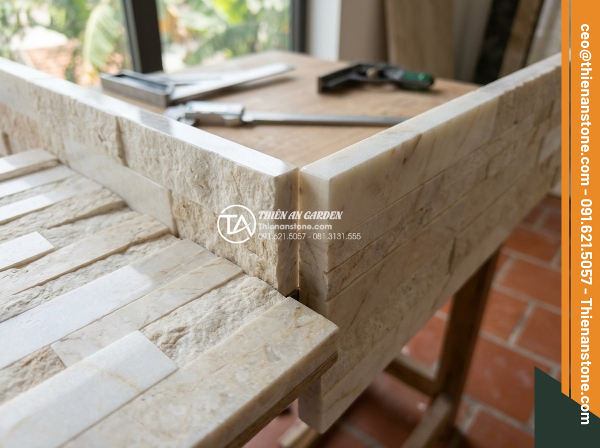Kỹ thuật mài cạnh và ghép đá bếp không đường nối cho biệt thự cao cấp - Close-up comparison of different natural stones after edge polishing and test jo