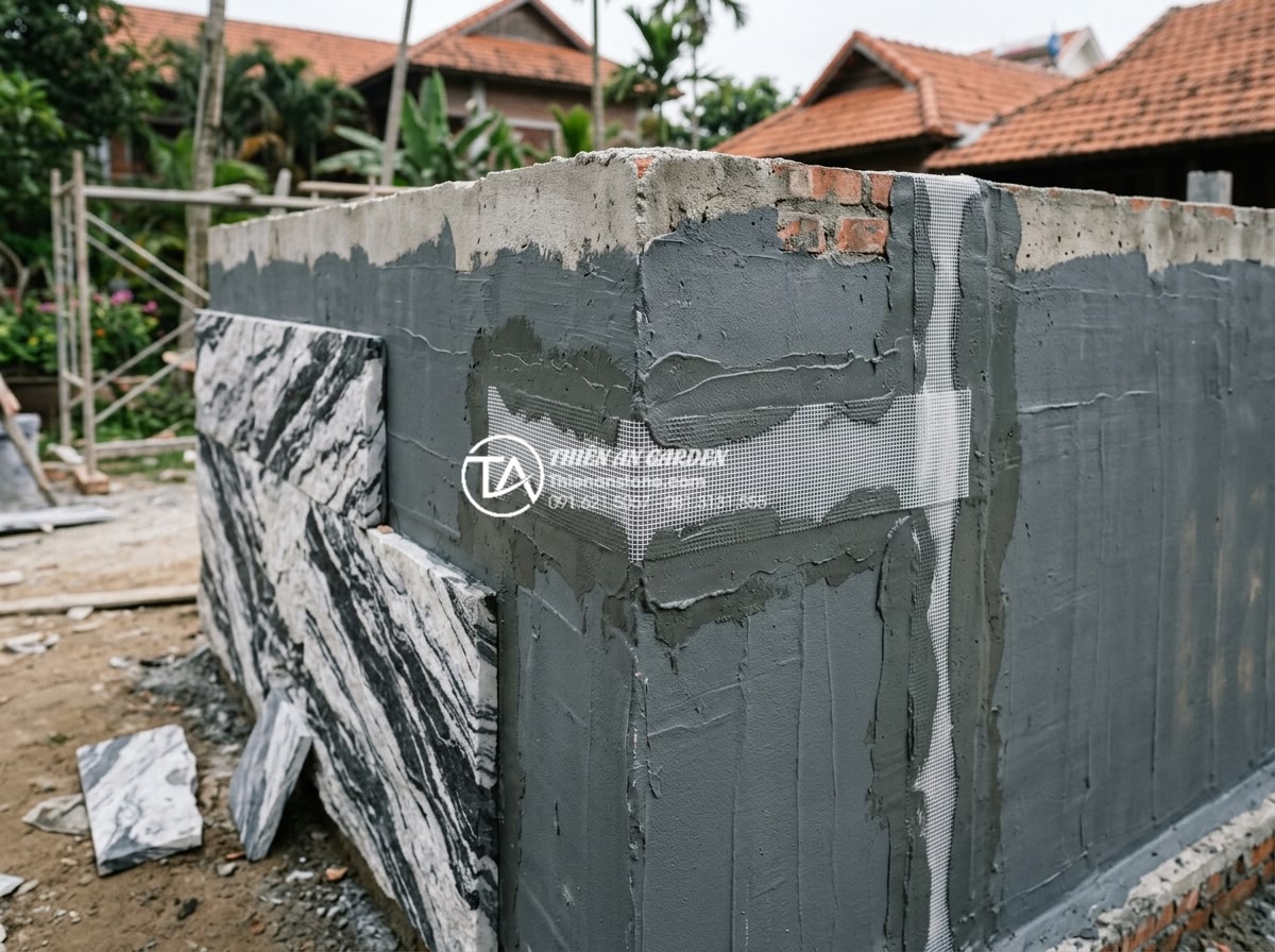 Quy trình chống thấm vách tường triệt để trước khi làm tiểu cảnh nước - Multi-layer waterproofing technique with reinforcement at corners and joints on 