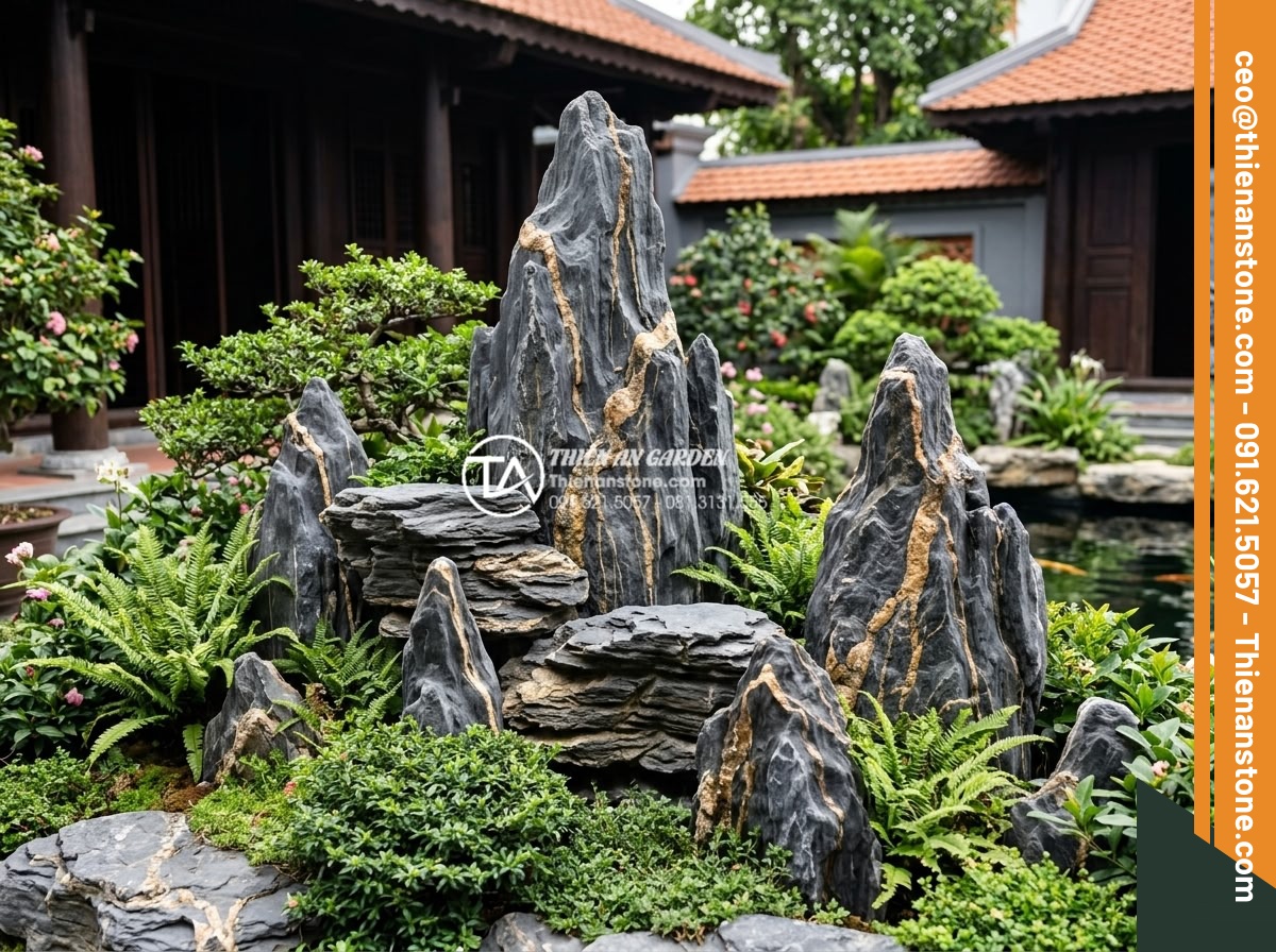 Cách xử lý rêu mốc trên đá trầm tích trang trí ngoài trời - Long-term prevention result showing moss-free decorative sedimentary stones in w