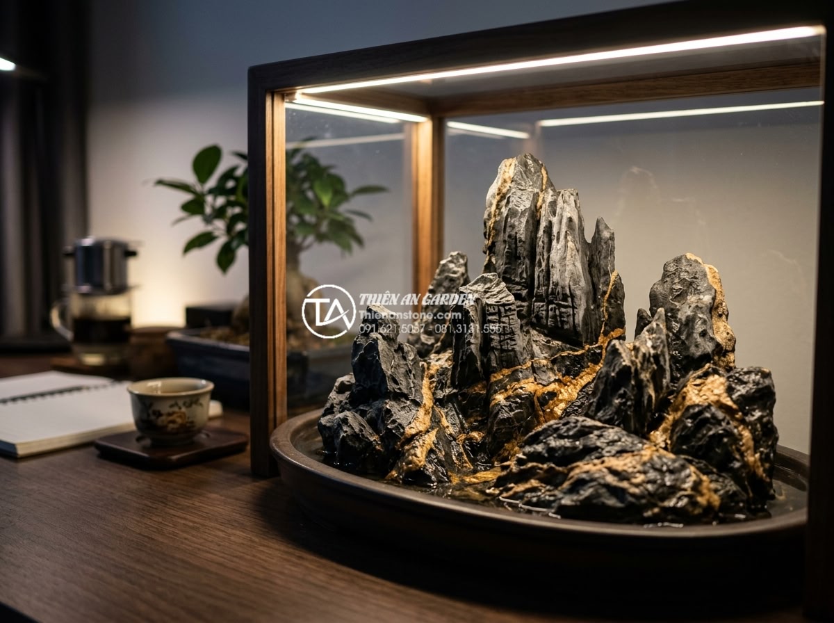Hướng dẫn tự làm tiểu cảnh đá trầm tích mini để bàn cực đẹp - Hình 18 Hướng dẫn tự làm tiểu cảnh đá trầm tích mini để bàn cực đẹp - Mini desk scene with integrated LED lights highlighting sedimentary stone textur