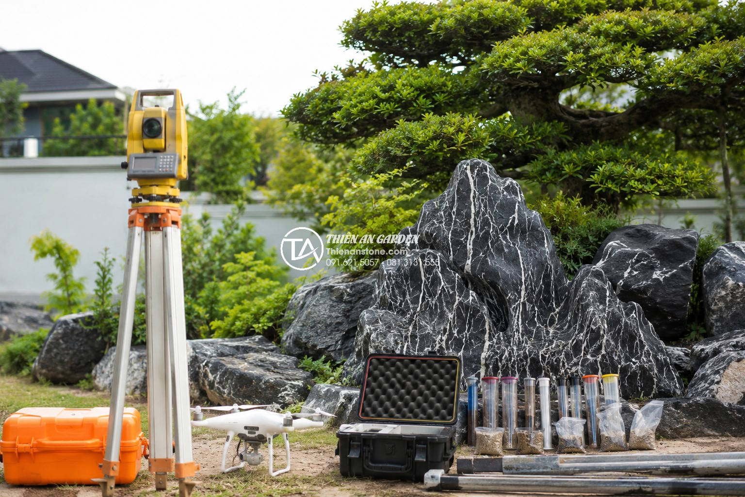 Quy trình thiết kế và thi công tiểu cảnh non bộ chuyên nghiệp từ A-Z - On-site professional survey team using total station laser, drone aerial photogr