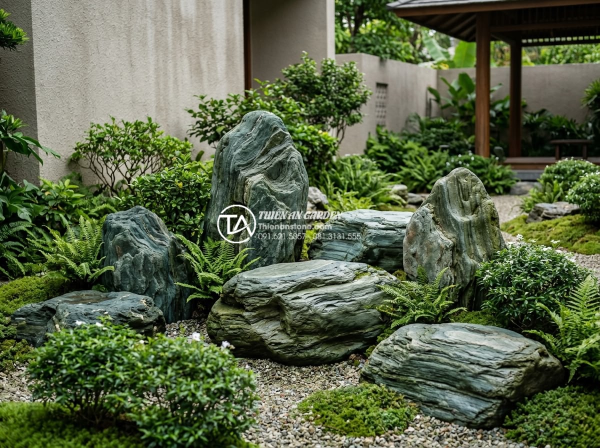 So sánh đá xanh Nhật Bản và đá xanh Thanh Hóa: Sự khác biệt về đẳng cấp - Beautiful completed project showcasing mixed use of premium stones in a modern V