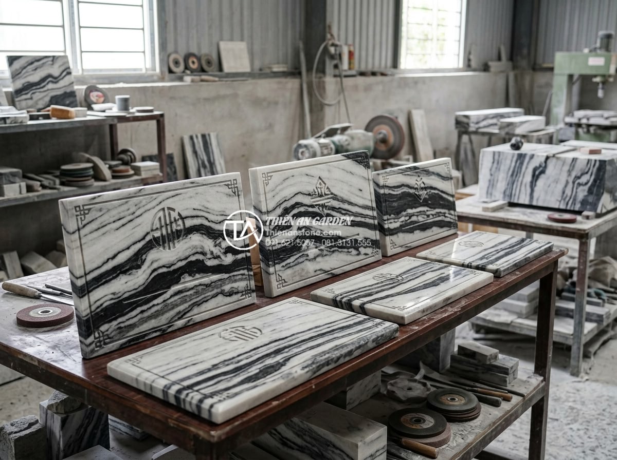 Bí quyết chọn đá tuyết sơn làm biển hiệu công ty chuẩn phong thủy - Various sizes of finished snow mountain stone company nameplates with polished e