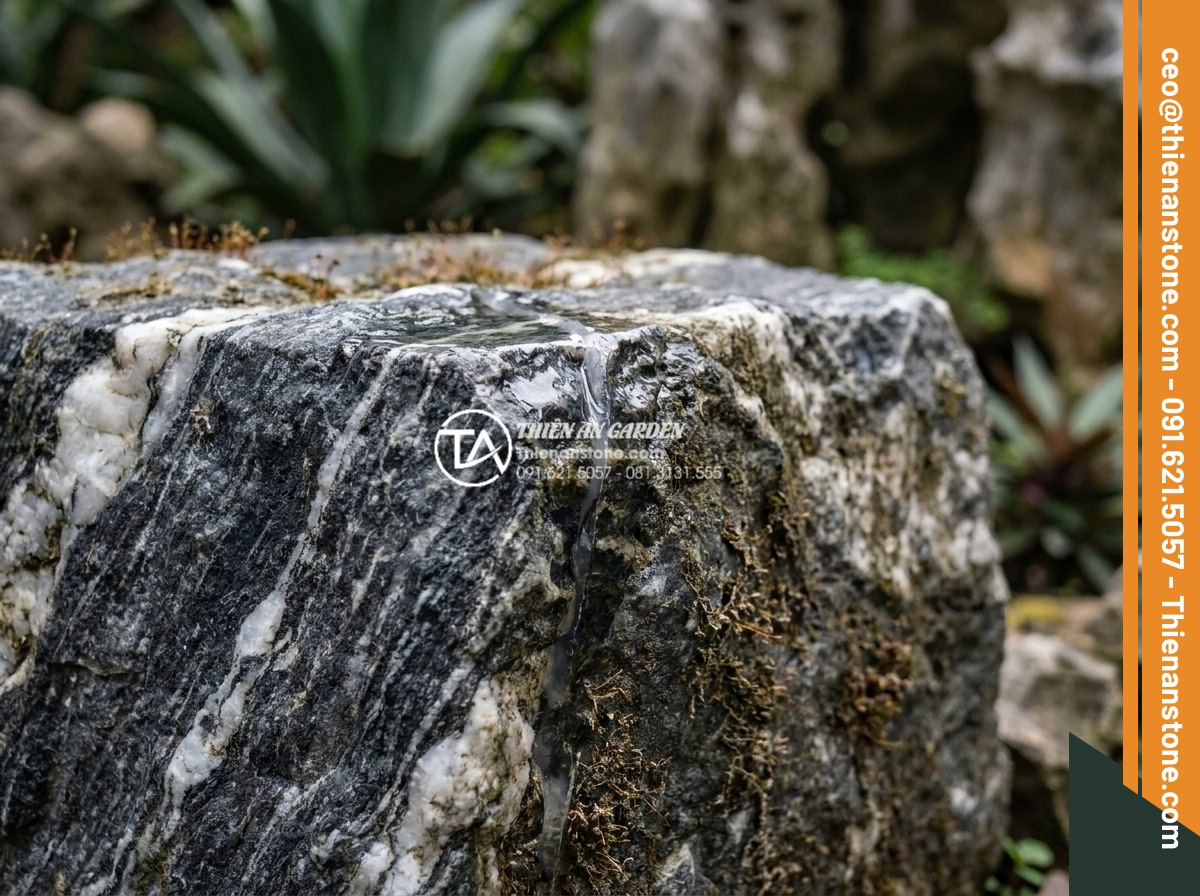 Hướng dẫn cách gắn keo và ghép đá tuyết sơn vững chãi nhất - Detailed macro photography of high-strength epoxy adhesive bonding on tuyet son 