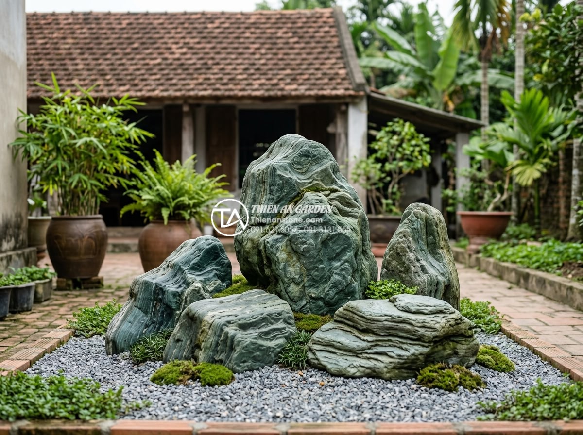 Tiểu cảnh sân vườn nhà cấp 4: Ý tưởng trang trí nông thôn xanh mát - Guide to selecting natural stones for garden decoration in compact level 4 rural