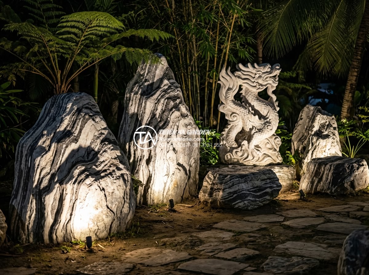Ứng dụng đèn led trang trí cho tiểu cảnh sân vườn lung linh về đêm - LED uplighting on large natural stone boulders and carved sculptures creating dr