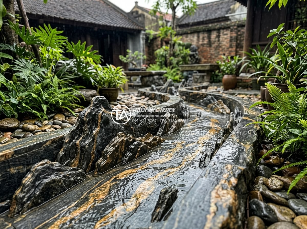 Giải pháp thoát nước cho tiểu cảnh giếng trời ngoài trời khi mưa lớn - Hình 7 Giải pháp thoát nước cho tiểu cảnh giếng trời ngoài trời khi mưa lớn - Surface level drainage channels made from natural granite stone in outdoor court